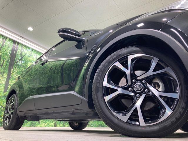 TOYOTA C-HR 2017 Image 31