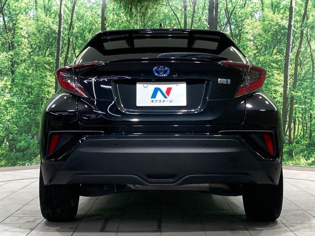 TOYOTA C-HR 2017 Image 31