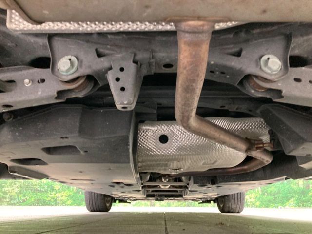 TOYOTA C-HR 2017 Image 31