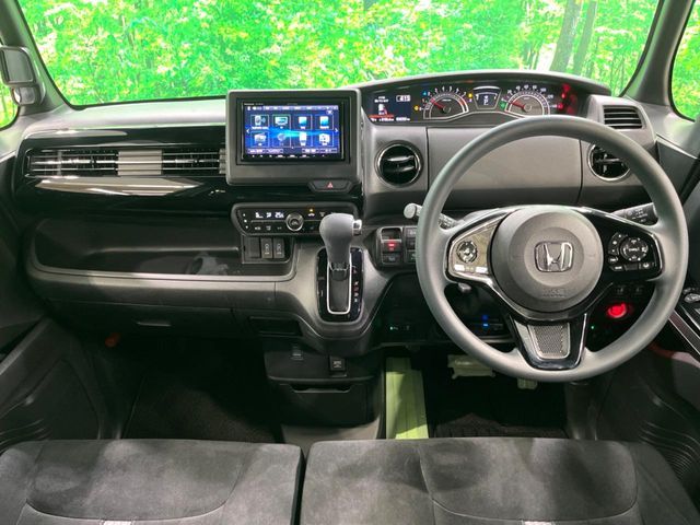 HONDA N BOX CUSTOM 2022 Image 31