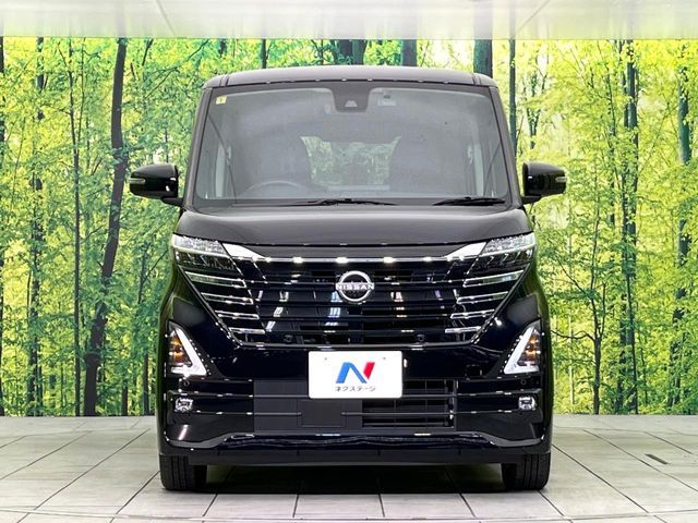 NISSAN ROOX 2023 Image 31