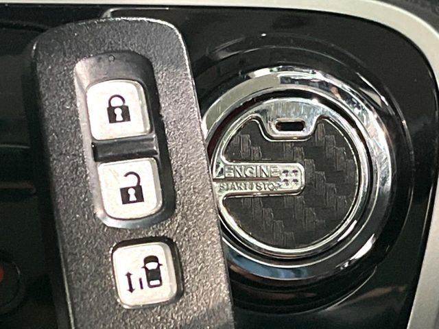 HONDA N BOX CUSTOM 2015 Image 31