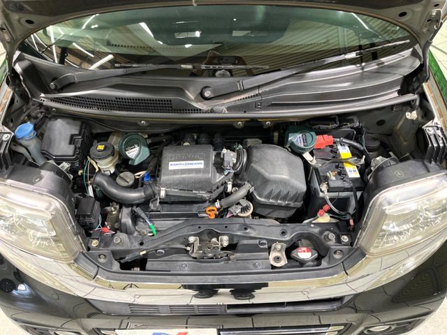 HONDA N BOX CUSTOM 2015 Image 31