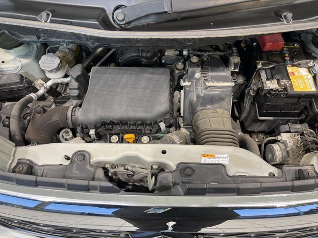 SUZUKI SPACIA CUSTOM Z 2017 Image 31