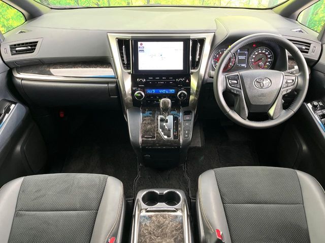 TOYOTA ALPHARD 2021 Image 31