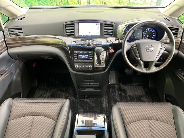 NISSAN ELGRAND  4WD 2019 Image 31