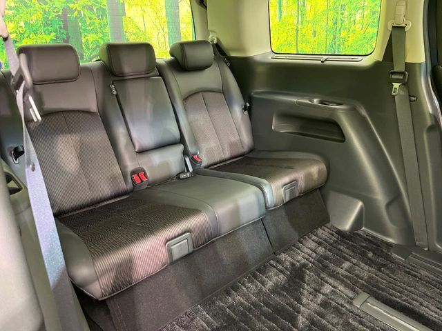 NISSAN ELGRAND  4WD 2019 Image 31