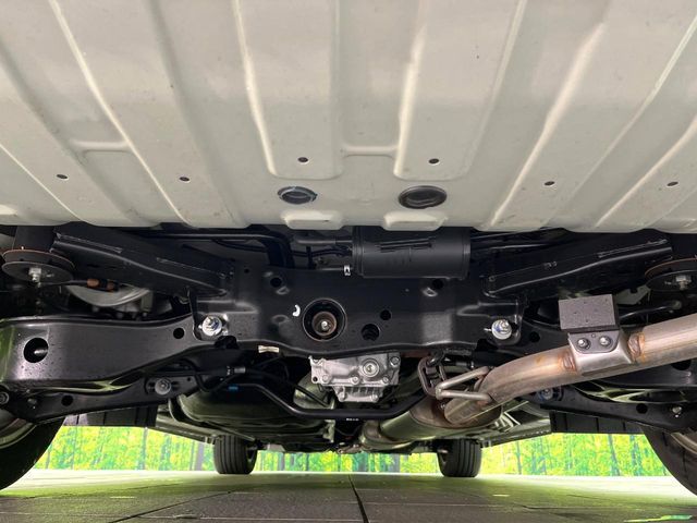 NISSAN ELGRAND  4WD 2019 Image 31