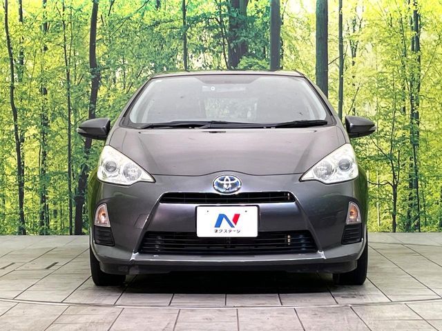 TOYOTA AQUA 2013 Image 31