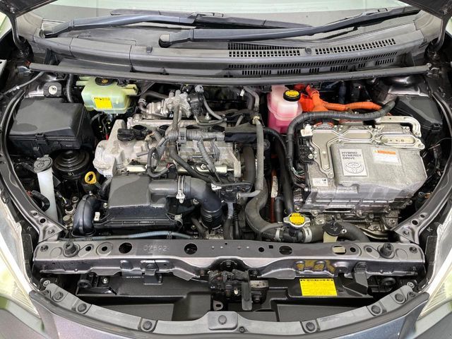 TOYOTA AQUA 2013 Image 31