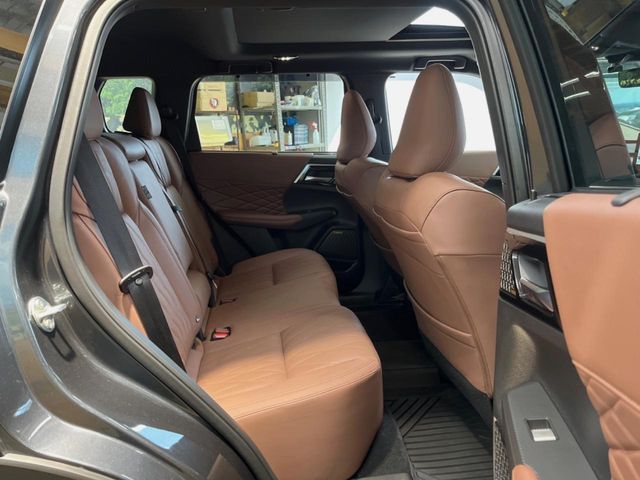 MITSUBISHI OUTLANDER PHEV 2025 Image 31