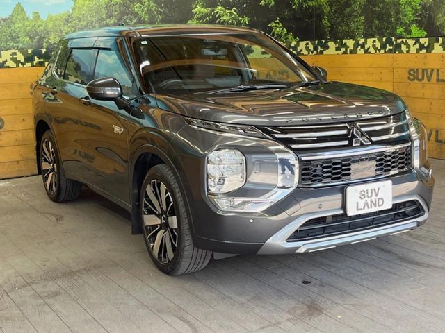 MITSUBISHI OUTLANDER PHEV 2025 Image 31