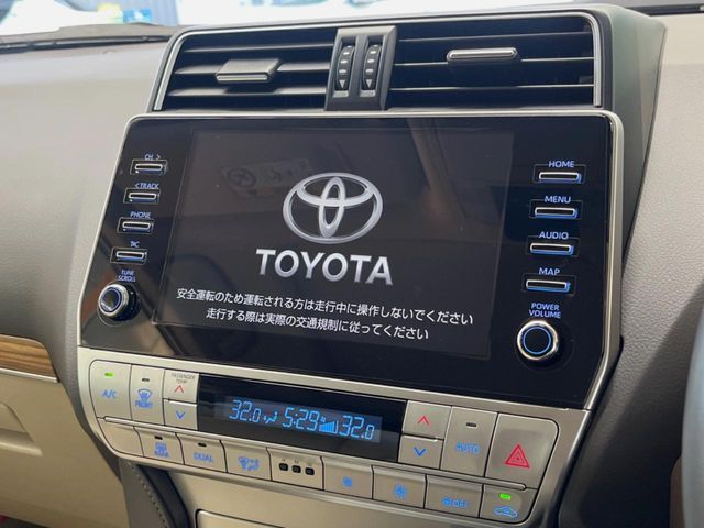 TOYOTA LANDCRUISER PRADO 2023 Image 31