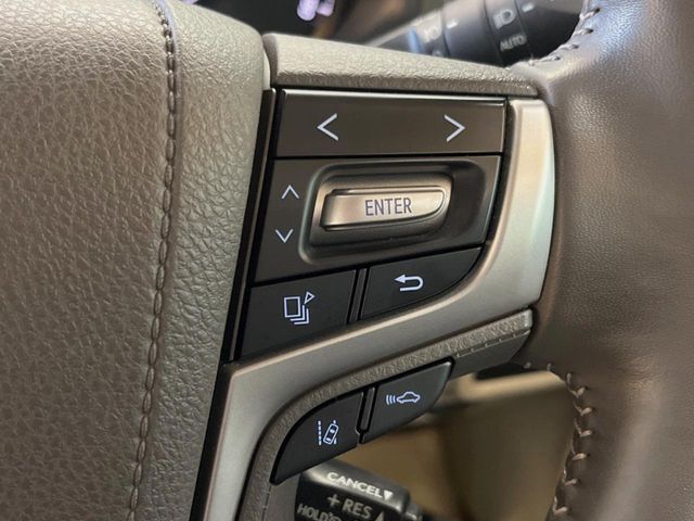 TOYOTA LANDCRUISER PRADO 2023 Image 31