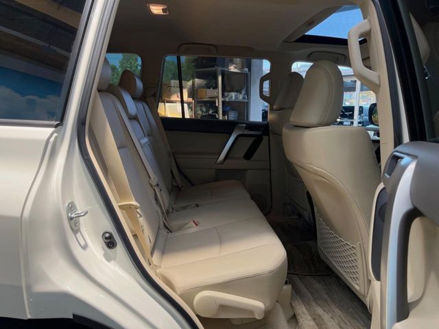 TOYOTA LANDCRUISER PRADO 2023 Image 31