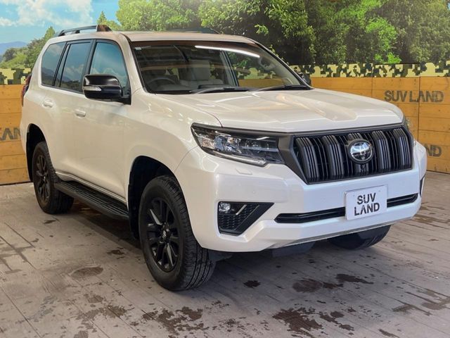 TOYOTA LANDCRUISER PRADO 2023 Image 31