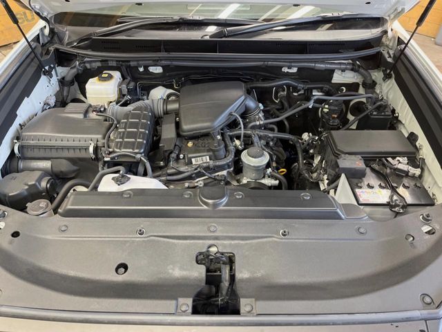 TOYOTA LANDCRUISER PRADO 2023 Image 31