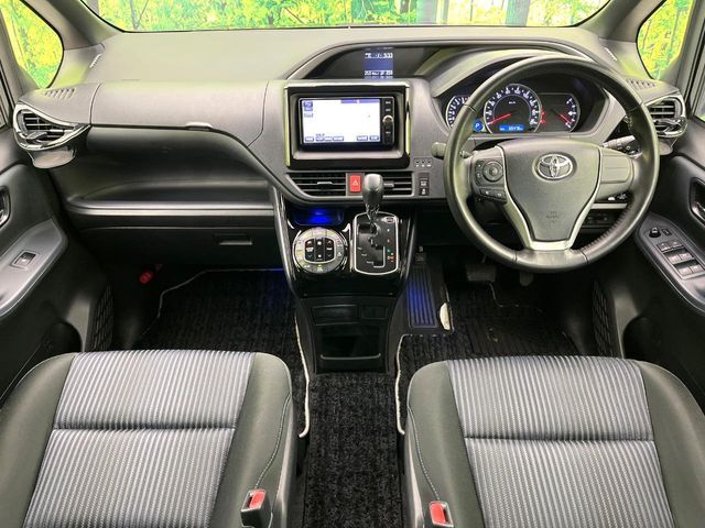 TOYOTA VOXY 4WD 2016 Image 31