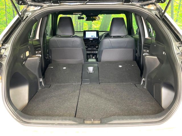 TOYOTA YARIS CROSS HYBRID 2025 Image 31