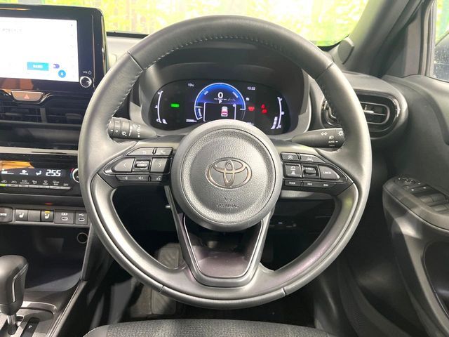 TOYOTA YARIS CROSS HYBRID 2025 Image 31