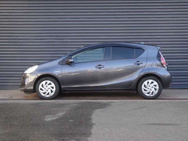 TOYOTA AQUA 2017 Image 31