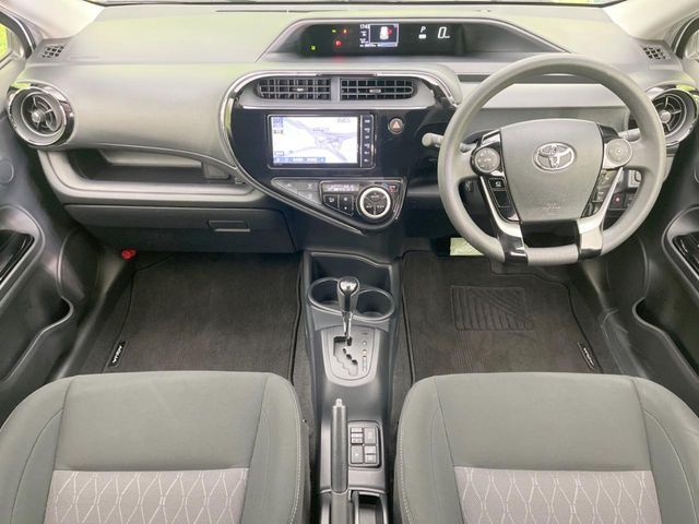 TOYOTA AQUA 2021 Image 31