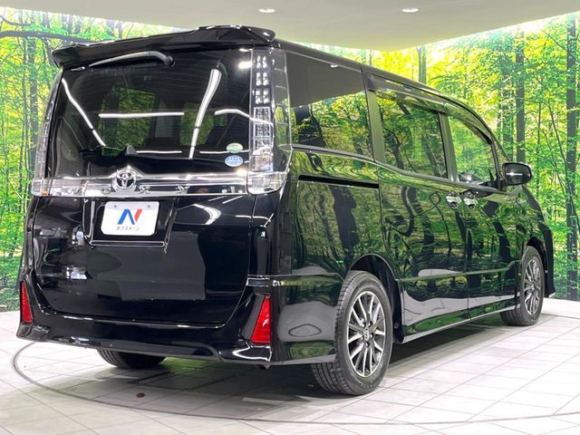 TOYOTA VOXY 2015 Image 31