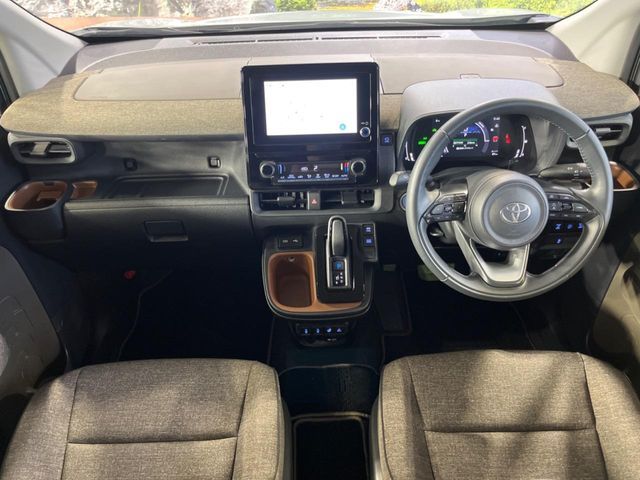 TOYOTA SIENTA HYBRID 2023 Image 31