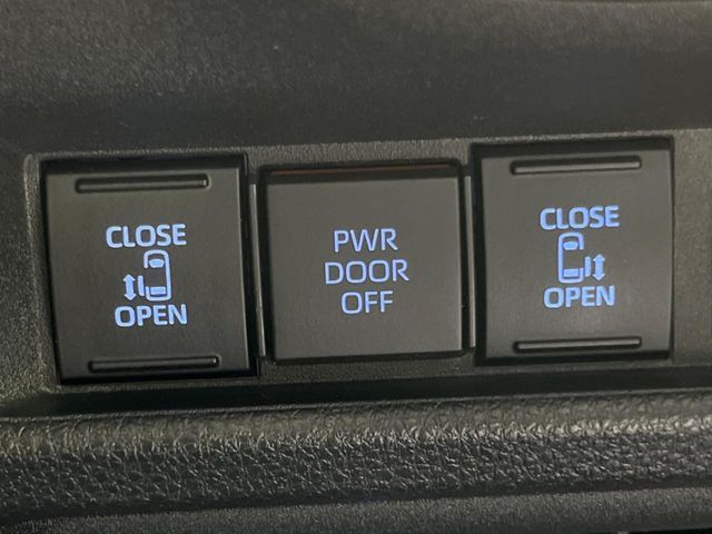 TOYOTA SIENTA HYBRID 2023 Image 31