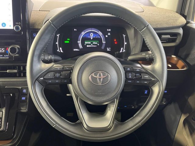 TOYOTA SIENTA HYBRID 2023 Image 31