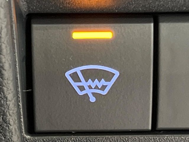 TOYOTA NOAH HYBRID 2025 Image 31