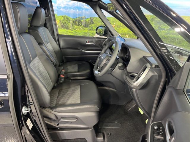 TOYOTA NOAH HYBRID 2025 Image 31