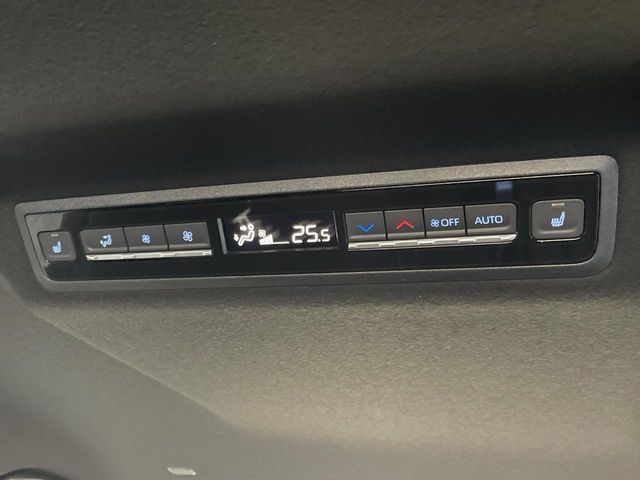 TOYOTA VOXY HYBRID 2026 Image 31