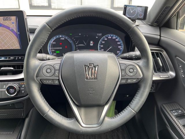 TOYOTA CROWN SEDAN HYBRID 2022 Image 31