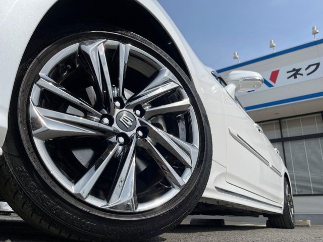 TOYOTA CROWN SEDAN HYBRID 2022 Image 31