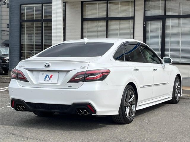 TOYOTA CROWN SEDAN HYBRID 2022 Image 31