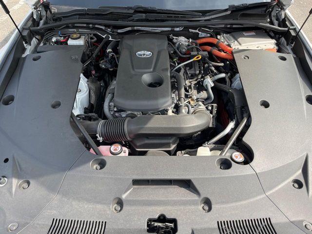 TOYOTA CROWN SEDAN HYBRID 2022 Image 31