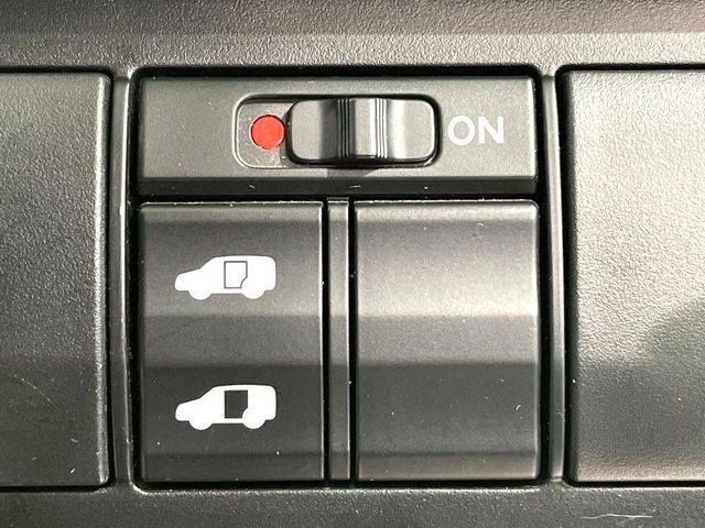 HONDA STEPWAGON 2006 Image 31