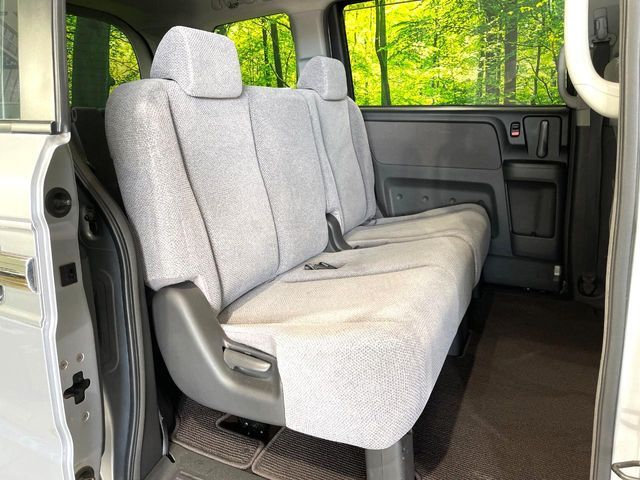 HONDA STEPWAGON 2006 Image 31