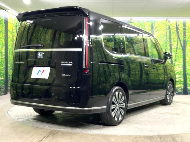 HONDA STEPWAGON E:HEV SPAD 2023 Image 31