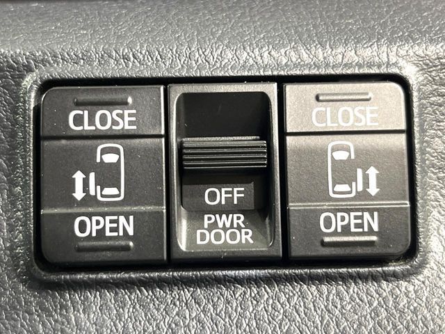 TOYOTA SIENTA HYBRID 2019 Image 31