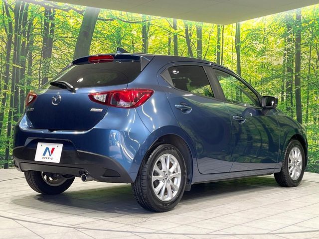 MAZDA DEMIO 2017 Image 31