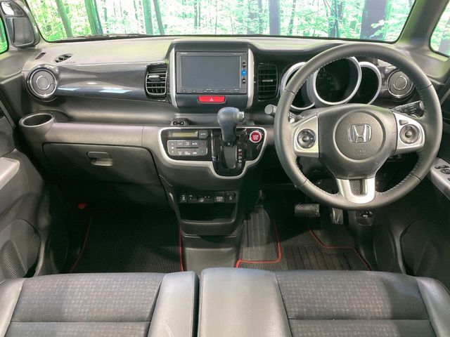 HONDA N BOX CUSTOM 2017 Image 31