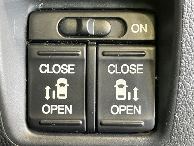 HONDA N BOX CUSTOM 2017 Image 31