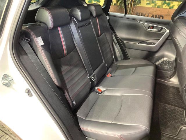 TOYOTA RAV4 PHV 2023 Image 31