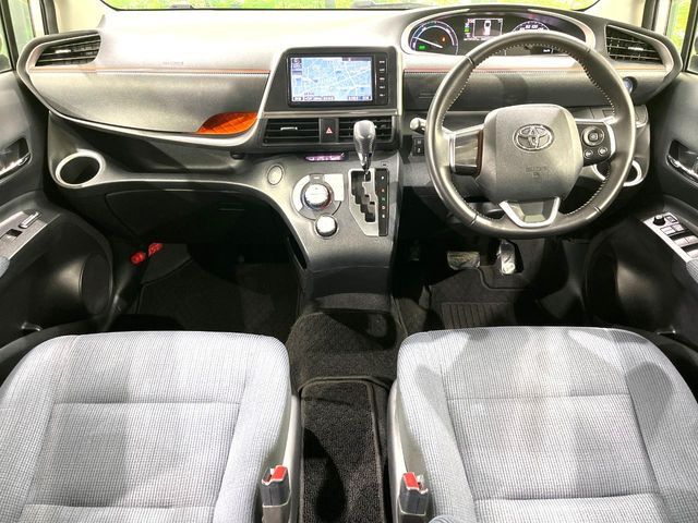 TOYOTA SIENTA HYBRID 2015 Image 31