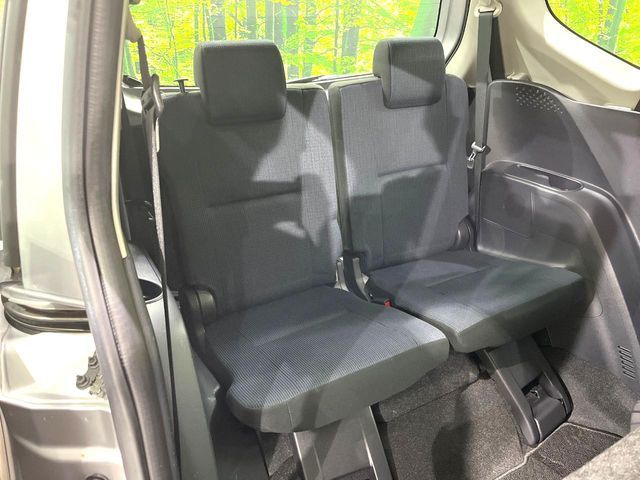 TOYOTA SIENTA HYBRID 2015 Image 31