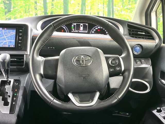 TOYOTA SIENTA HYBRID 2015 Image 31