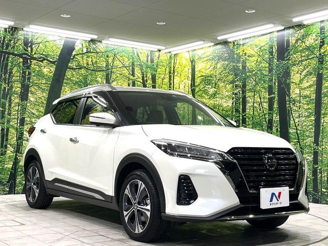 NISSAN KICKS 2023 Image 31