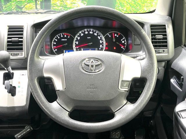 TOYOTA HIACE WAGON 4WD 2019 Image 31